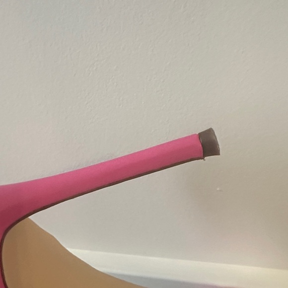 Nine West Hot Pink Pointed Heels - Picture 10 of 14